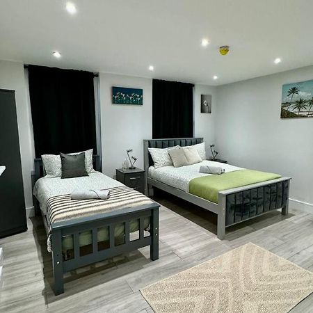 Guest&Rest Elite 2 Apartment London Bagian luar foto