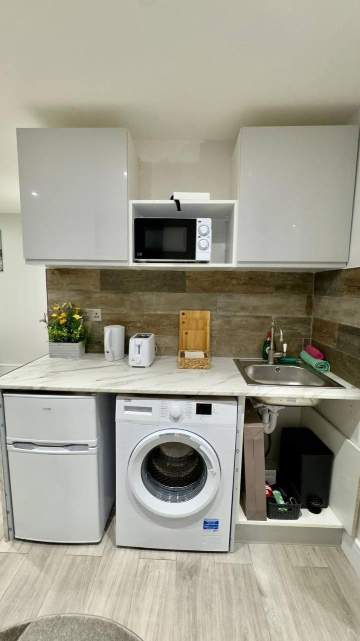 Guest&Rest Elite 2 Apartment London Bagian luar foto