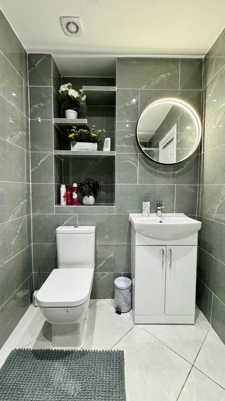 Guest&Rest Elite 2 Apartment London Bagian luar foto
