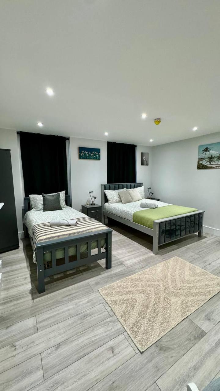 Guest&Rest Elite 2 Apartment London Bagian luar foto